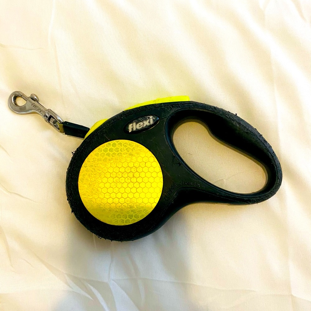 Used FLEXI Neon Retractable Dog Leash 10ft
